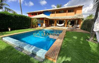 Imagem: A casa em condomínio possui 3 Dormitórios, 4 Banheiros, 174m²