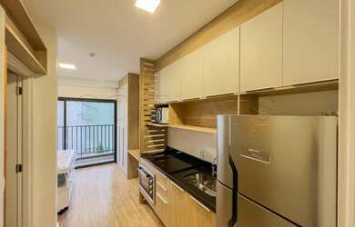 Imagem: O studio possui 1 Dormitório, 1 Banheiro, 23m² de Área e