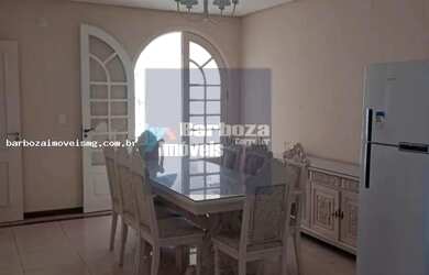 Imagem 6: Casa de alto padrão à venda no Centro de São Lourenço - MG