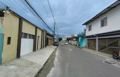 Imagem 3: Casa totalmente Reformada no Novo Aleixo/ fino acabamento/ 03 Qts 1 Suíte...