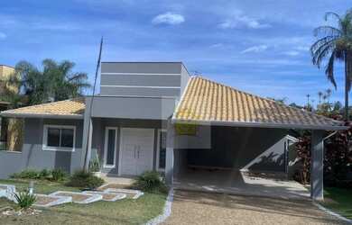 Imagem: A casa em condomínio possui 5 Dormitórios, 5 Banheiros, 3