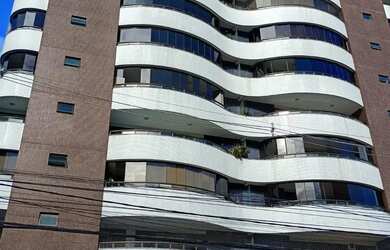 Imagem: O apartamento possui 3 Dormitórios, 4 Banheiros, 2 Vagas na