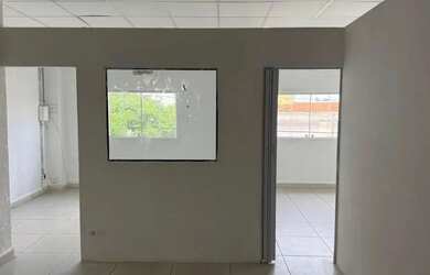 Imagem: O depósito possui 80m² de Área e está localizado em Lapa