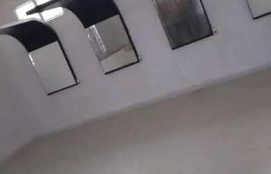 Imagem: A casa possui 4 Dormitórios, 4 Banheiros, 4 Vagas na garagem