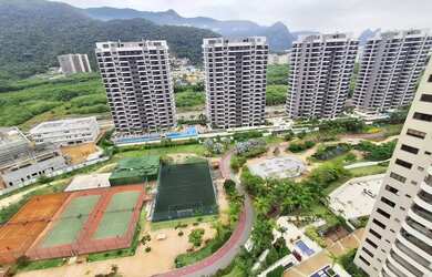 Imagem: O apartamento na cobertura possui 4 Dormitórios, 4 Banheiros