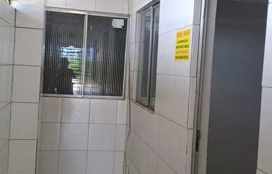 Imagem: O apartamento possui 2 Dormitórios, 1 Banheiro e está localizado