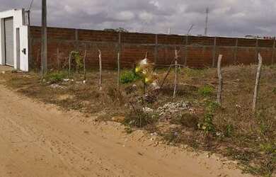 Imagem: O terreno está localizado em Centro, Parnamirim à venda por
