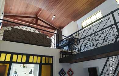 Imagem 3: Casa Jockey / comercial. Piscina, 220.000m² de Área, 3 Vagas na garageme5...