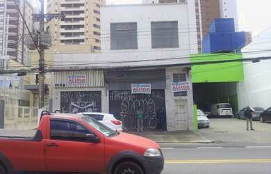 Imagem: O depósito possui 300m² de Área e está localizado em Vila