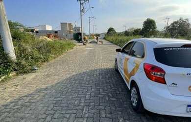 Imagem: O terreno possui 140m² de Área e está localizado em Parque