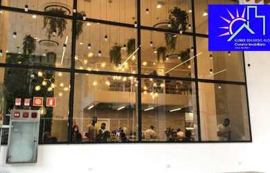 Imagem: O depósito possui 5 Vagas na garagem e 1000m² de Área e está