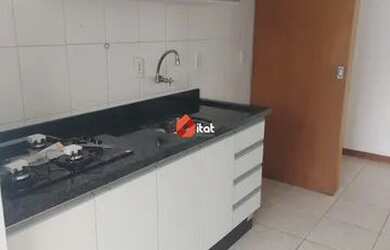 Imagem: O apartamento possui 3 Dormitórios, 1 Banheiro, 1 Vaga na garagem