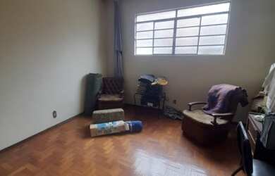 Imagem 11: Casa para venda possui 350 metros quadrados com 4 quartos em Santa Terezinha - Juiz de For