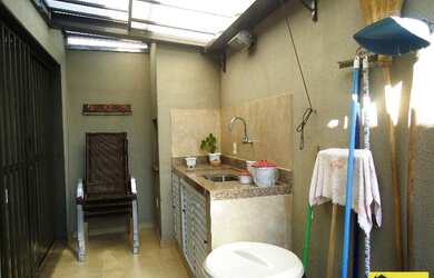 Imagem 1: SAO JOSE DO RIO PRETO - Casa Padrão - ROSEIRAL