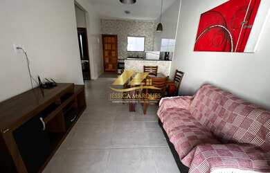 Imagem: A casa possui 2 Dormitórios, 2 Banheiros, 2 Vagas na garagem