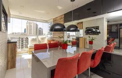 Imagem: O apartamento possui 2 Dormitórios, 2 Banheiros, 2 Vagas na