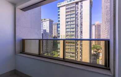 Imagem: O apartamento possui 3 Dormitórios, 3 Banheiros, 2 Vagas na