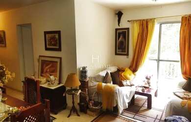 Imagem: O apartamento possui 3 Dormitórios, 1 Banheiro, 1 Vaga na garagem