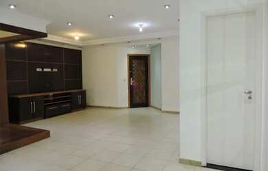 Imagem: O apartamento possui 4 Dormitórios, 5 Banheiros, 5 Vagas na