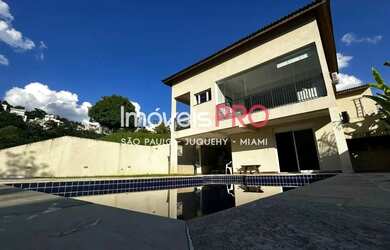 Imagem: A casa em condomínio possui 3 Dormitórios, 4 Banheiros, 4