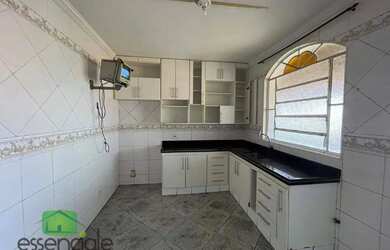 Imagem 10: Casa 04 quartos 02 suítes, piscina, sauna 6 vagas -Fonte Grande em Contagem/MG