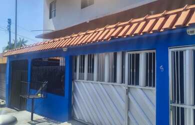 Imagem: A casa para alugar possui 2 Dormitórios, 2 Banheiros, 1 Vaga