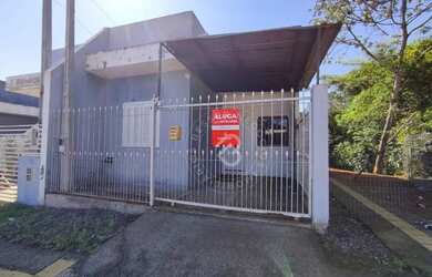 Imagem: A casa possui 2 Dormitórios, 1 Banheiro, 1 Vaga na garagem