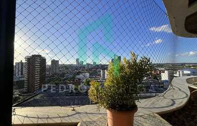 Imagem: O apartamento possui 3 Dormitórios, 5 Banheiros, 2 Vagas na