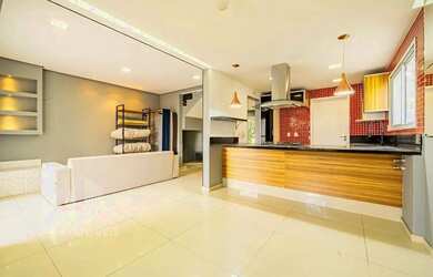 Imagem: A casa em condomínio possui 3 Dormitórios, 3 Banheiros, 2