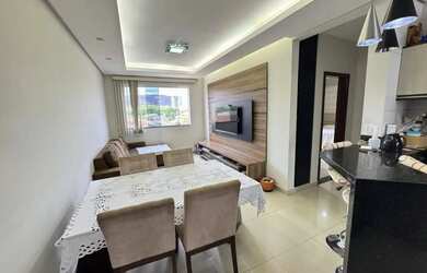 Imagem: O apartamento possui 3 Dormitórios, 1 Banheiro, 2 Vagas na