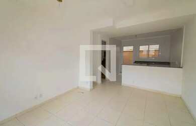 Imagem: A casa em condomínio possui 3 Dormitórios, 3 Banheiros, 2