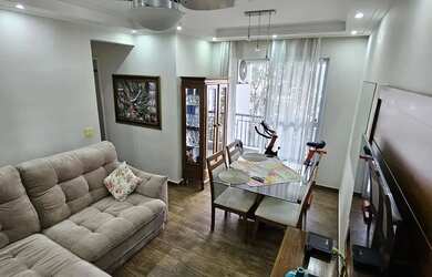 Imagem: O apartamento possui 2 Dormitórios, 1 Banheiro, 2 Vagas na