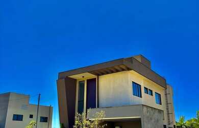 Imagem: A casa em condomínio possui 3 Dormitórios, 5 Banheiros, 4