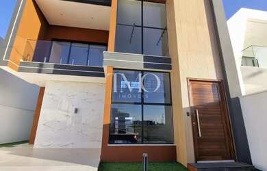 Imagem: A casa em condomínio possui 3 Dormitórios, 4 Banheiros, 2