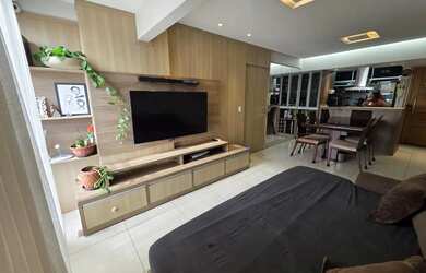 Imagem: O apartamento possui 3 Dormitórios, 2 Banheiros, 2 Vagas na