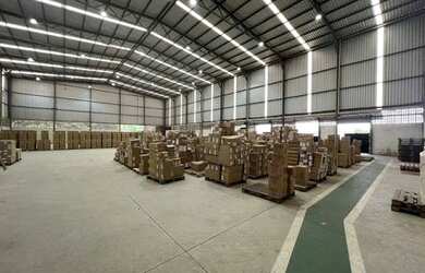 Imagem: O depósito possui 2 Vagas na garagem, 1.000m² de Área e