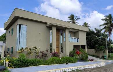 Imagem: A casa em condomínio possui 4 Dormitórios, 3 Banheiros, 4