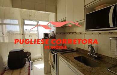 Imagem: O apartamento possui 3 Dormitórios, 1 Banheiro, 1 Vaga na garagem