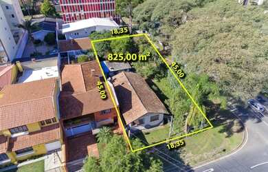 Imagem: O terreno possui 833m² de Área e está localizado em Seminário
