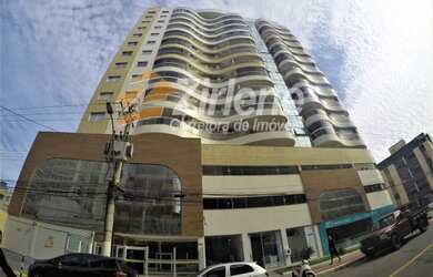 Imagem: O apartamento possui 2 Dormitórios, 1 Banheiro, 2 Vagas na