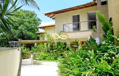 Imagem: A casa em condomínio possui 4 Dormitórios, 5 Banheiros, 3