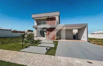 Imagem: A casa em condomínio possui 3 Dormitórios, 4 Banheiros, 4