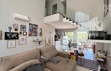 Imagem: A casa em condomínio possui 3 Dormitórios, 4 Banheiros, 4