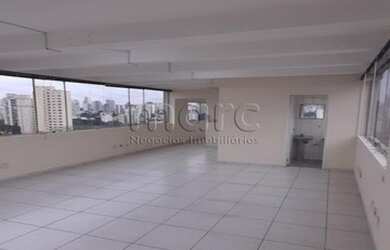 Imagem: O depósito possui 1 Vaga na garagem e 44m² de Área e está