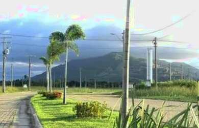 Imagem: O terreno e está localizado em Jardim Bandeirantes, Maracanaú