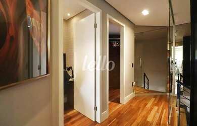 Imagem: O apartamento possui 2 Dormitórios, 1 Banheiro, 2 Vagas na