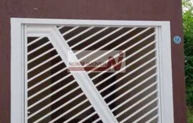 Imagem: A casa possui 2 Dormitórios, 1 Banheiro, 1 Vaga na garagem