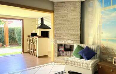 Imagem: A casa em condomínio possui 3 Dormitórios, 2 Banheiros, 180m²