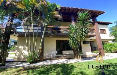 Imagem: A casa em condomínio possui 5 Dormitórios, 5 Banheiros, 5