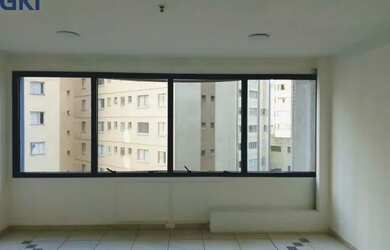 Imagem: O depósito possui 1 Vaga na garagem e 33m² de Área e está